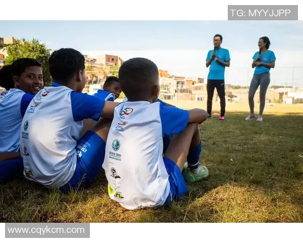 激情四溢的绿茵赛场足球赛事巅峰对决带来全新观赛体验与竞技精彩