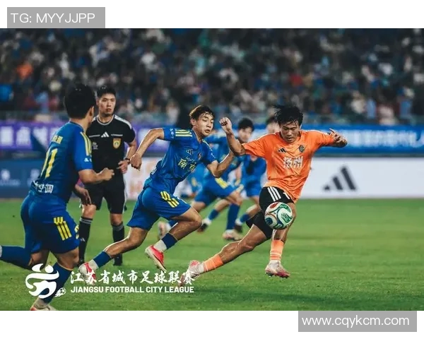 南京足球队携手变革提升配合默契引发热议与期待 南京足球队携手变革提升配合默契引发热议与期待